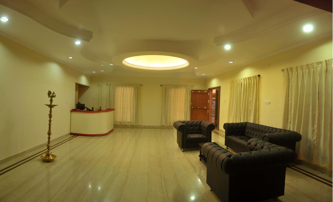 Oyo 7355 Covinille Bed & Breakfast Madurai Exterior photo