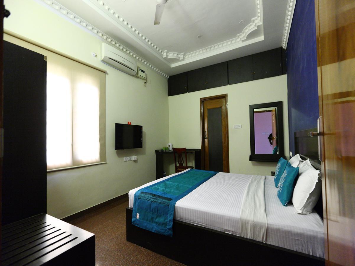 Oyo 7355 Covinille Bed & Breakfast Madurai Exterior photo