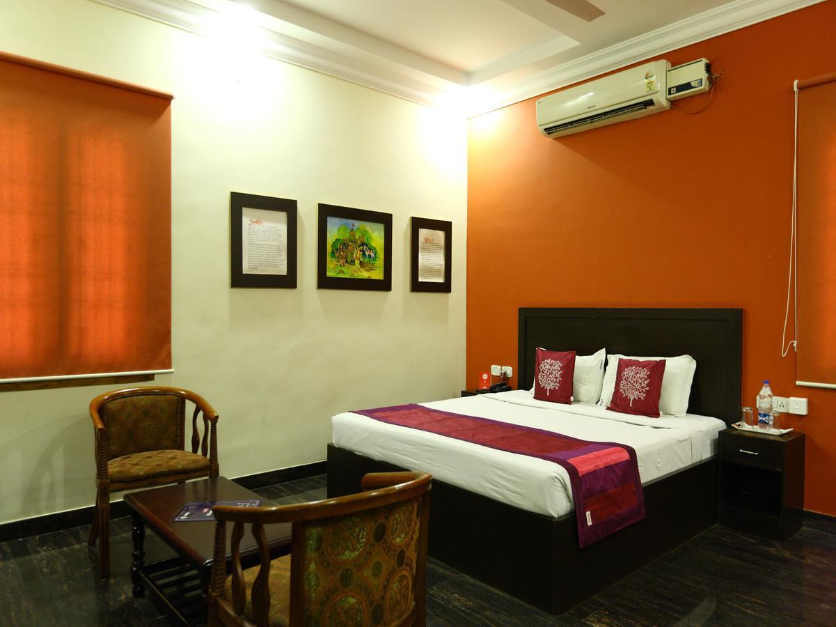 Oyo 7355 Covinille Bed & Breakfast Madurai Exterior photo