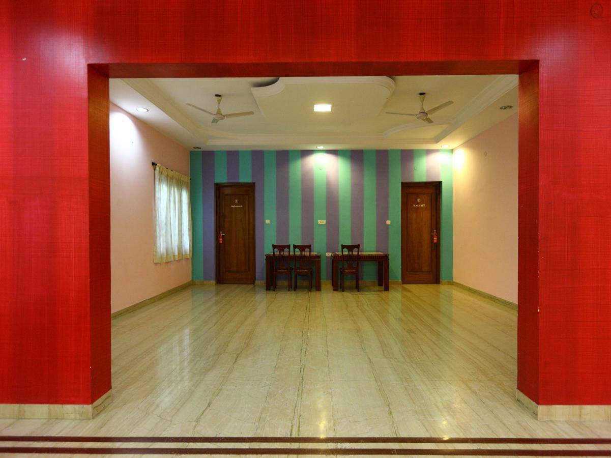 Oyo 7355 Covinille Bed & Breakfast Madurai Exterior photo