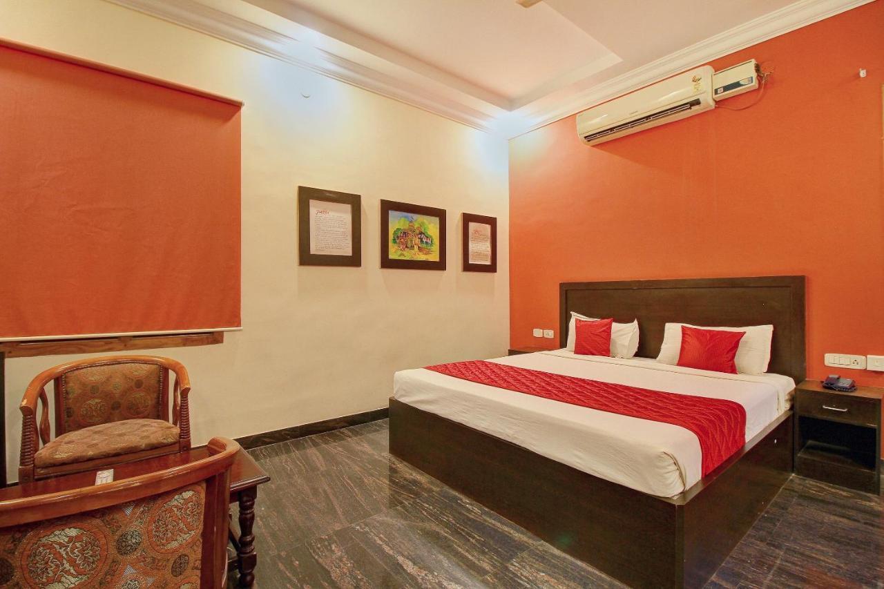 Oyo 7355 Covinille Bed & Breakfast Madurai Exterior photo
