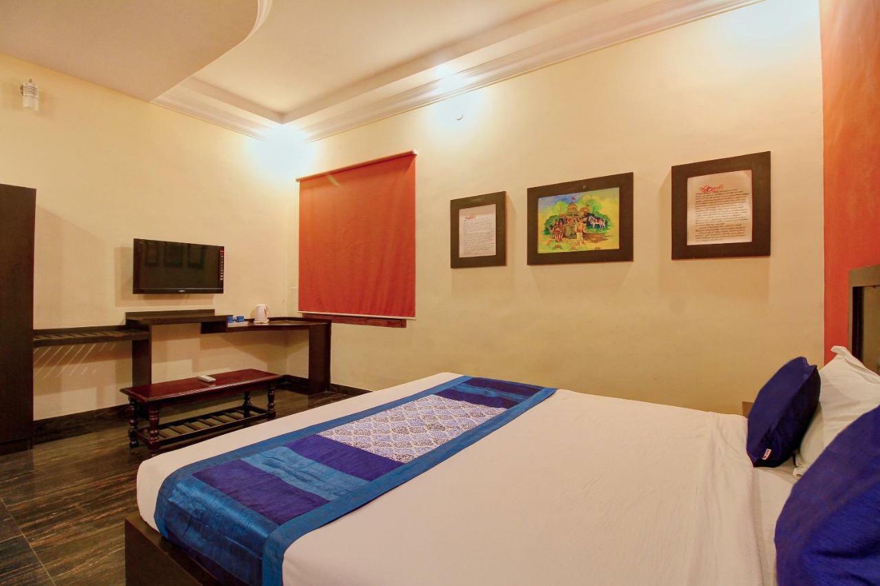 Oyo 7355 Covinille Bed & Breakfast Madurai Exterior photo